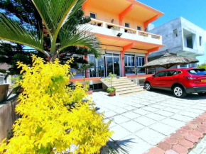Sun & Earth Villa